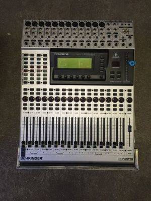 Behringer DDX3216 Digitalmischpult mit Case, 32 Kanäle, Vorgänger vom X32 in 80807 München mieten